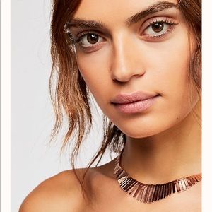 Faye Collar Necklace